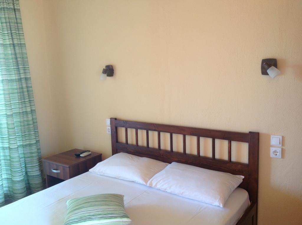 Elena Apartments Никити Екстериор снимка